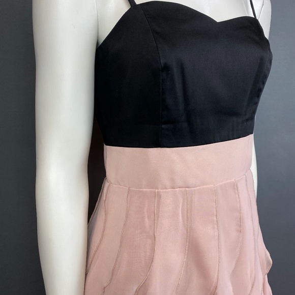 H&M Black & Pink Ruffle Mini - Picture 2 of 6